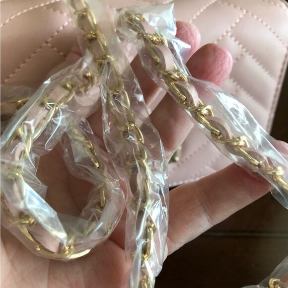 BEBE - NWT - "Sophia" Small Crossbody/Clutch in "Blush"/Quilted Vegan Leather - Picture 11 of 16